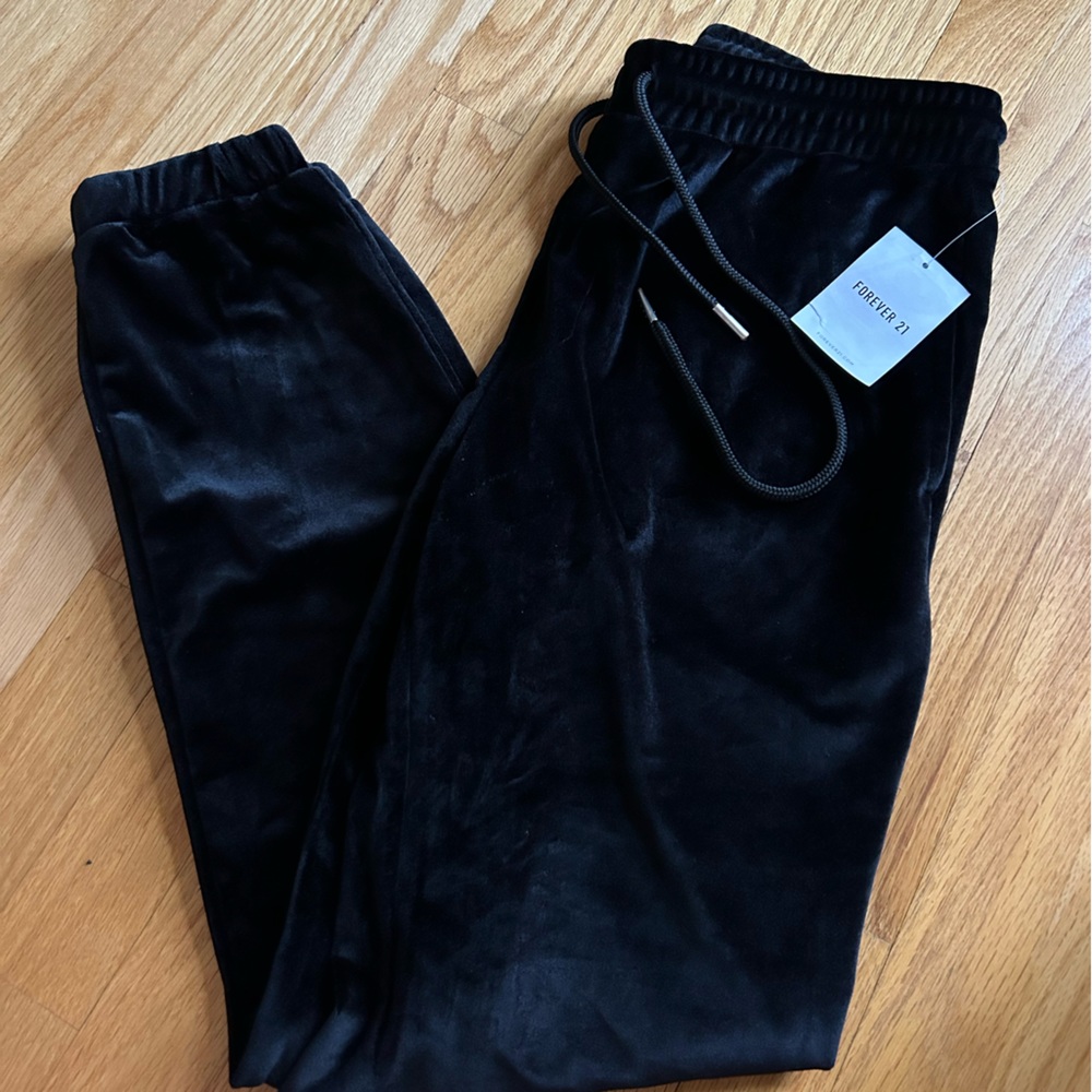 Velour jogger style sweatpants